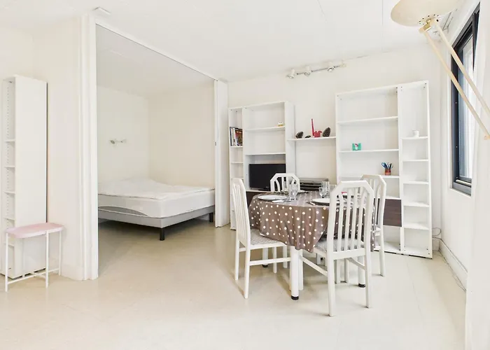 100m De La Pour 2 Adultes 2 Enfants Apartament