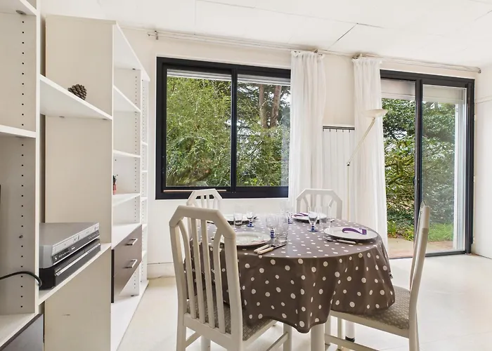 Appartement 100m De La Pour 2 Adultes 2 Enfants