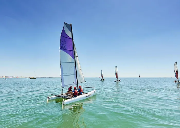 100m De La Pour 2 Adultes 2 Enfants * La Baule-Escoublac